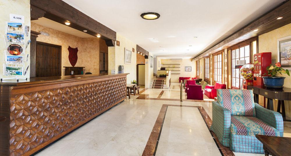 Globales Simar Hotell Cala de Sant Vicenc Exteriör bild