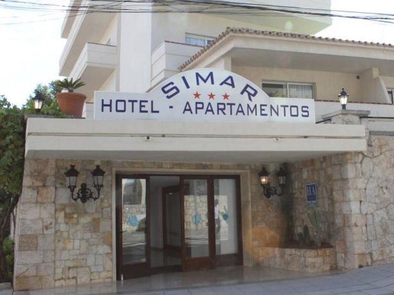 Globales Simar Hotell Cala de Sant Vicenc Exteriör bild