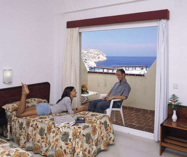 Globales Simar Hotell Cala de Sant Vicenc Exteriör bild